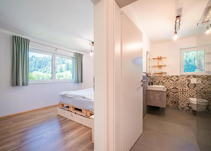 Tirola Bude דירה