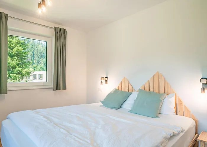 Tirola Bude דירה *