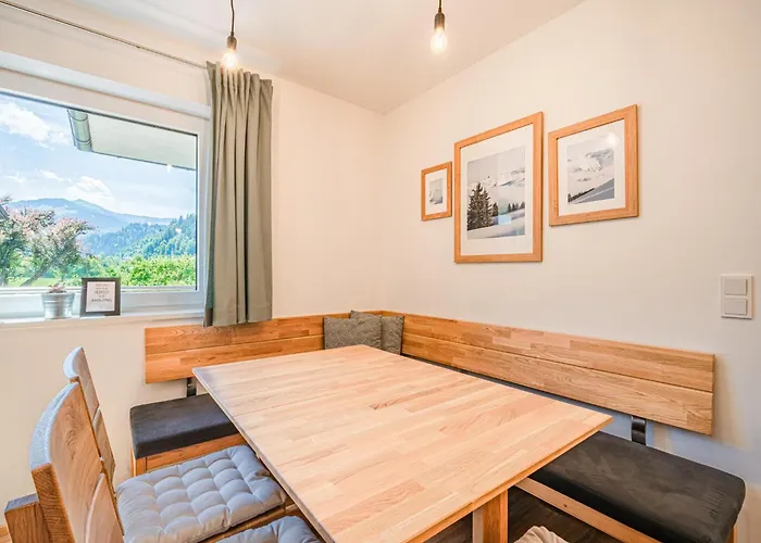 Tirola Bude דירה