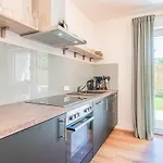 Tirola Bude Apartment